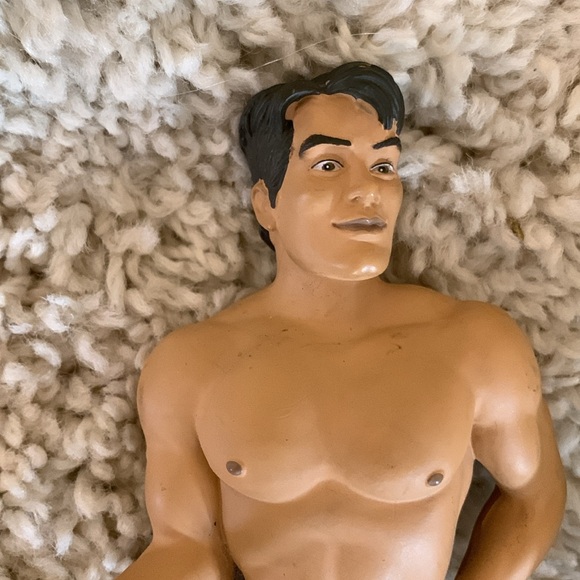 Sexy hunk beer can holder GANZ R. Demars - Picture 5 of 7